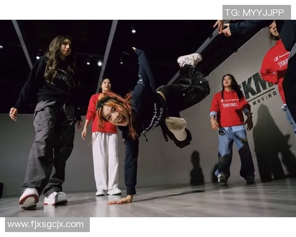 街舞专题：聚焦北京街舞队的配合